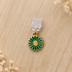 Bijou de liseuse Marguerite – Bouchon USB-C