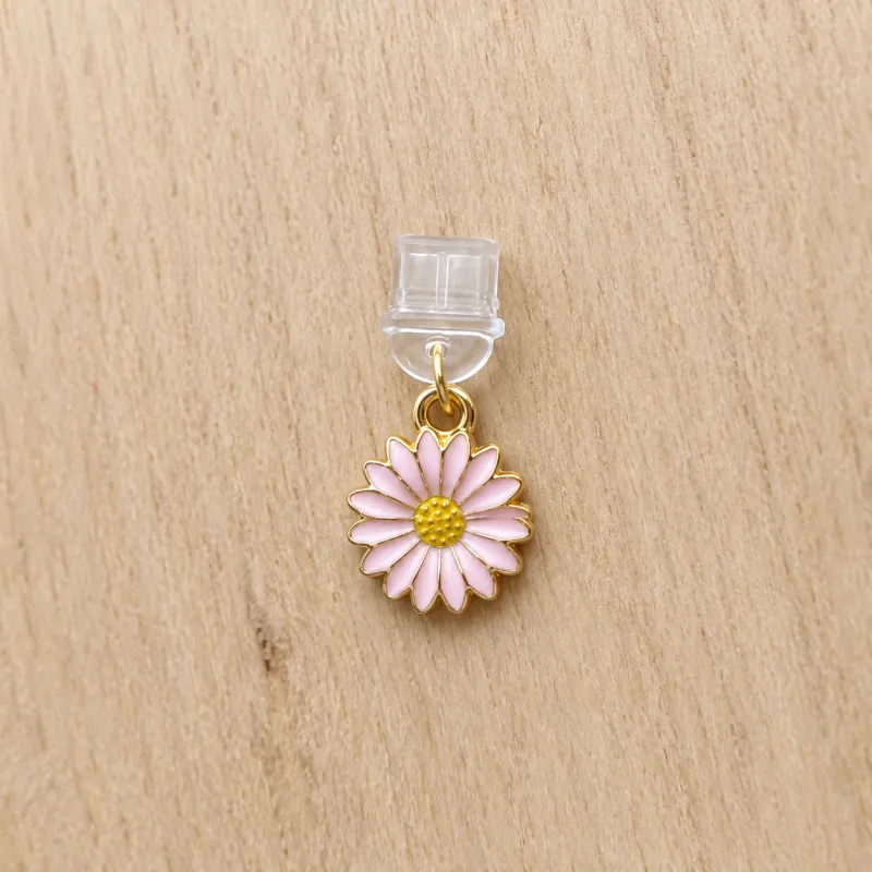 Bijou de liseuse Marguerite – Bouchon USB-C